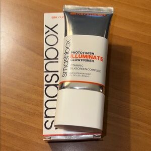 BNIB- Smashbox Illuminate Glow Primer with Vitamin C